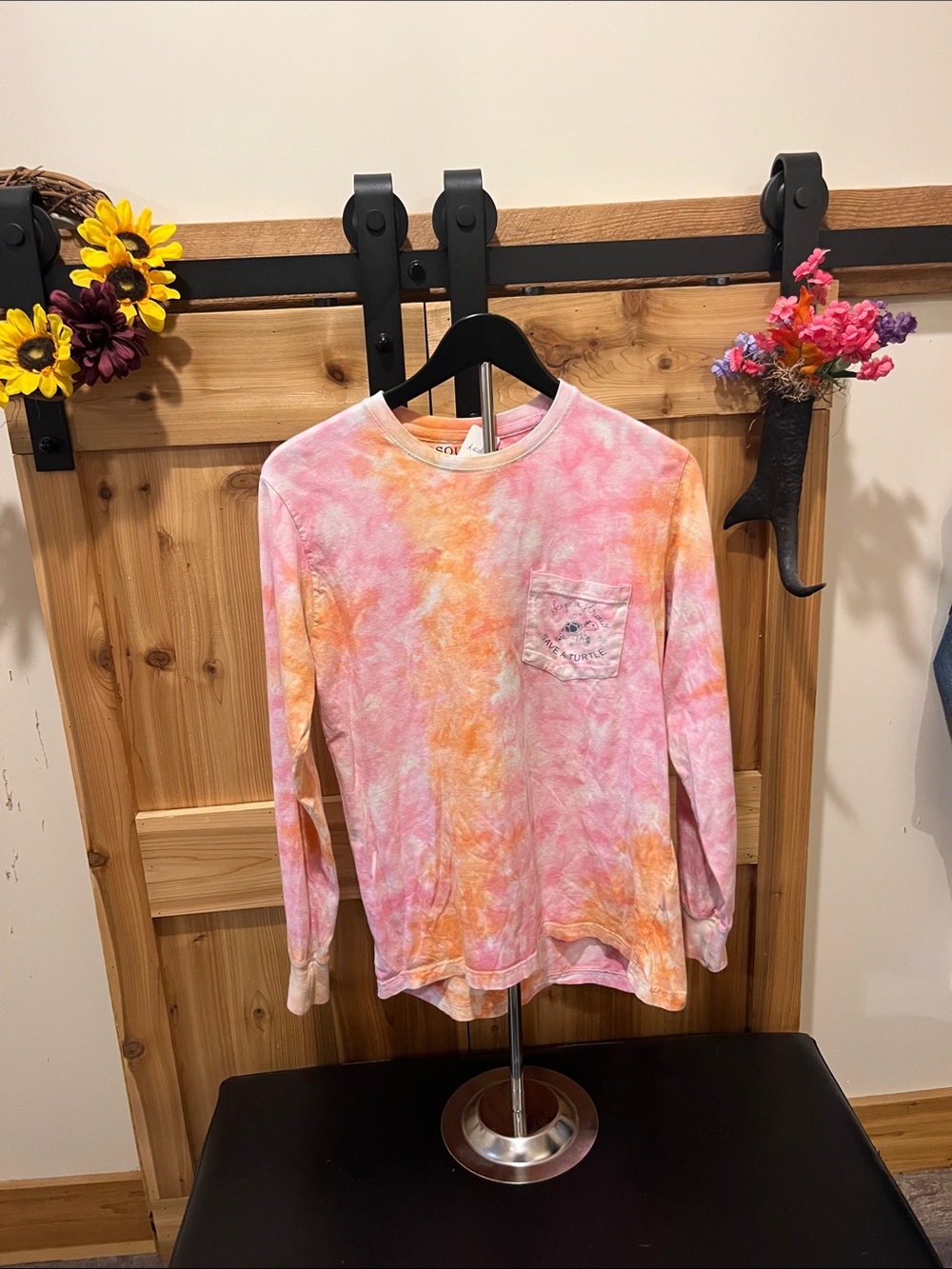 Southern Spirit Sea Turtle Tie-Dye Long Sleeve Pocket Tee in Pink & Orange